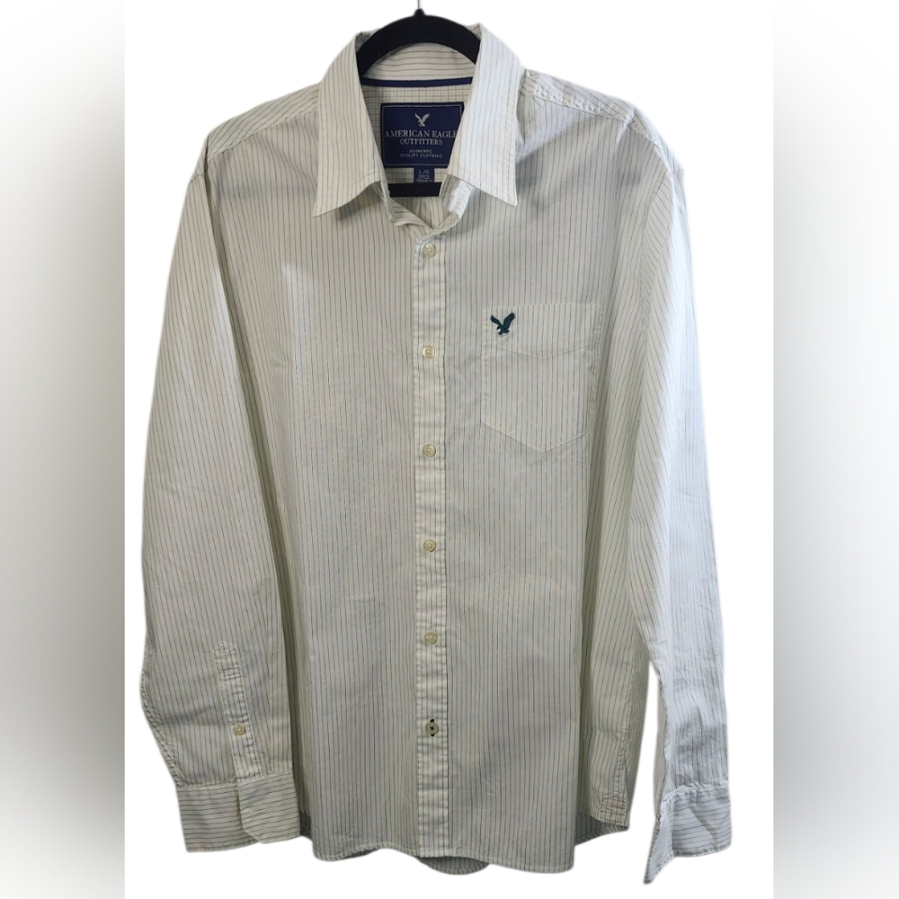 American Eagle Outfitters White Casual Button Down Shirt